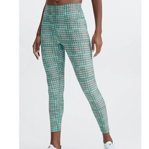 Fabletics Leggings Medium High-Waisted 7/8 length